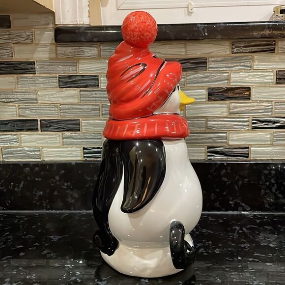 Pfaltzgraff Penguin Skate Red White Black Cookie Jar In Box- Box Has Damage - Picture 2 of 13